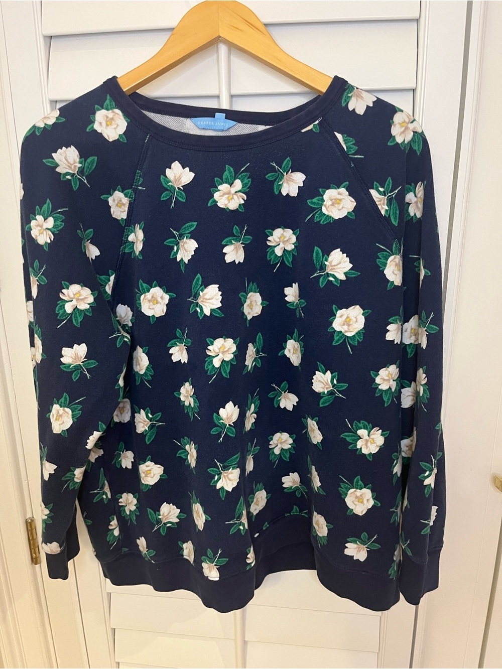 Draper James Magnolia Floral Sweatshirt – Women’s 2X